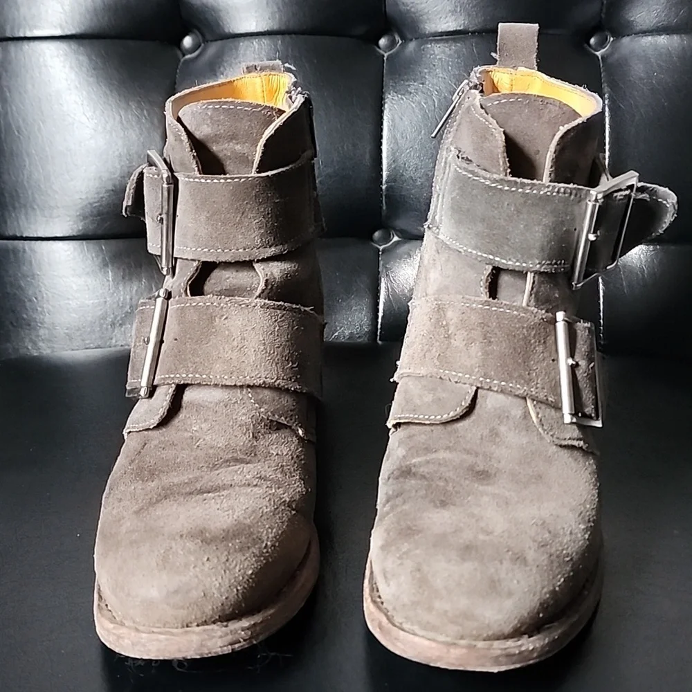 Frye Sabrina Double Buckle Suede Ankle Boots Size 10 - Picture 5 of 12